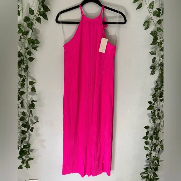 A New Day Women’s Hot Pink Halter Dress Size Medium - Picture 2 of 6